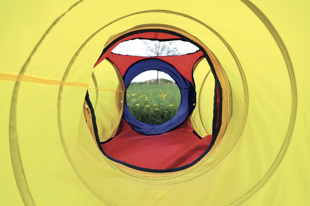 Riesen Kriechtunnel