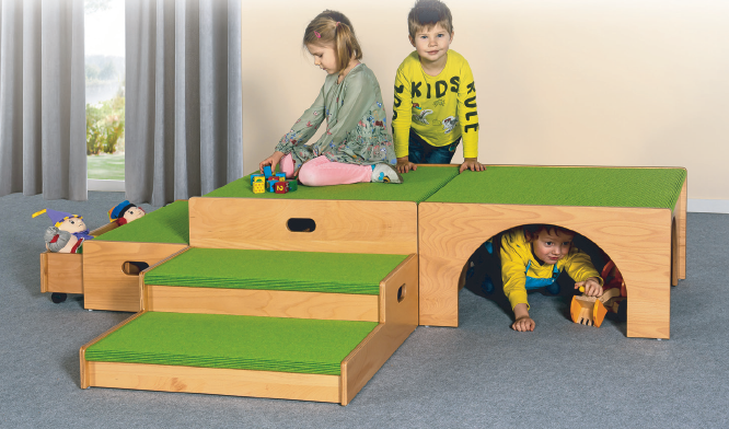 Spielpodestlandschaft